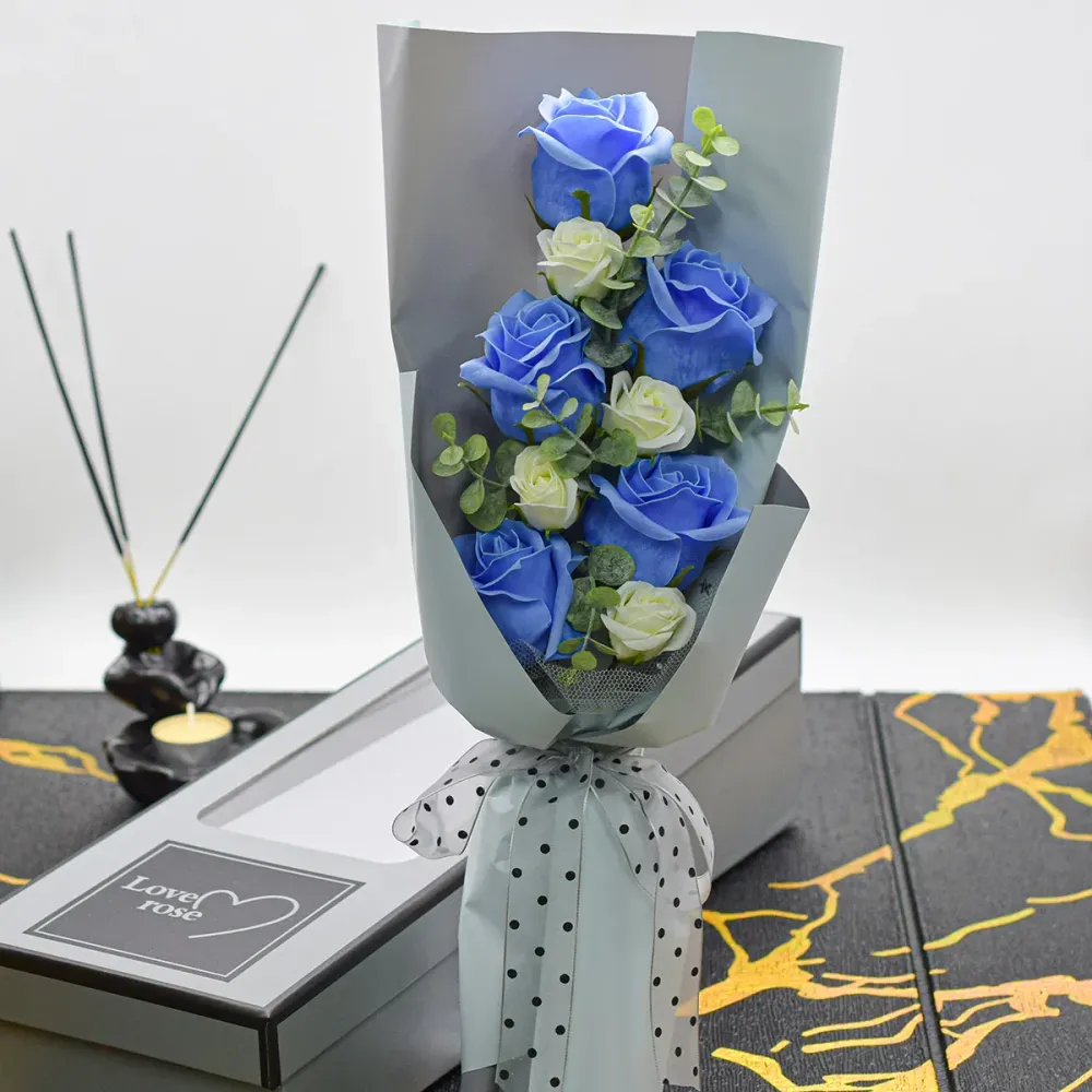 Aranjament floral elegant, flori de sapun, D4060, Blue