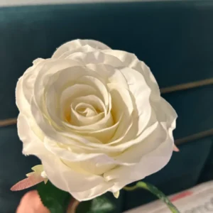 Buchet 3 trandafiri artificiali albi