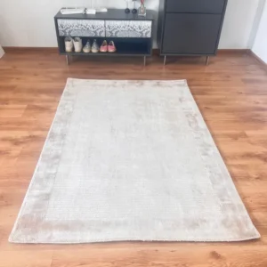 Covor Avasia cu model 3D, aspect stralucitor din viscoza, 120x180 cm