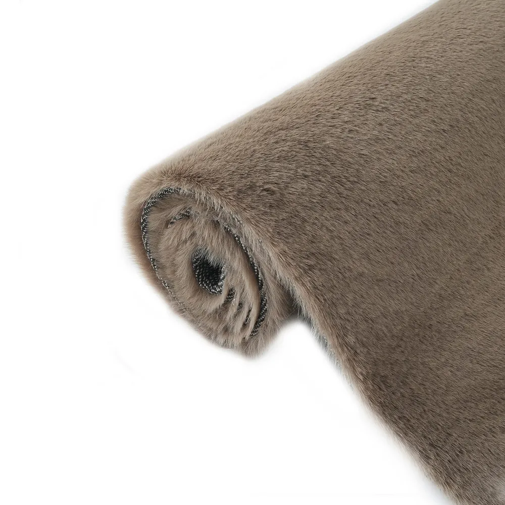 Covor de blana eco Rabbit 2 maro foarte pufos 40x60 cm