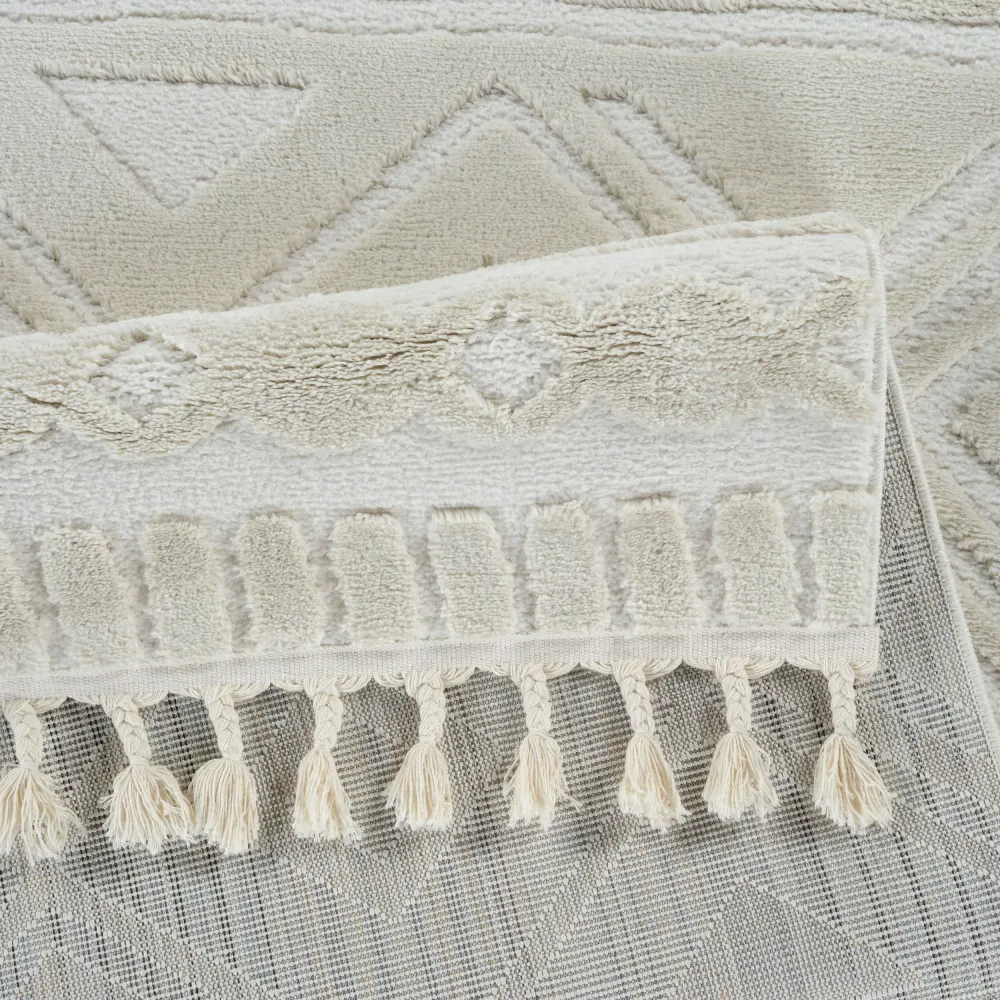 Covor Bonvo crem cu design scandinav 3D si franjuri 120x180 cm