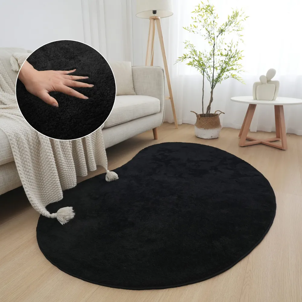 Covor pufos Cali Bean negru din microfibra 90x135 cm