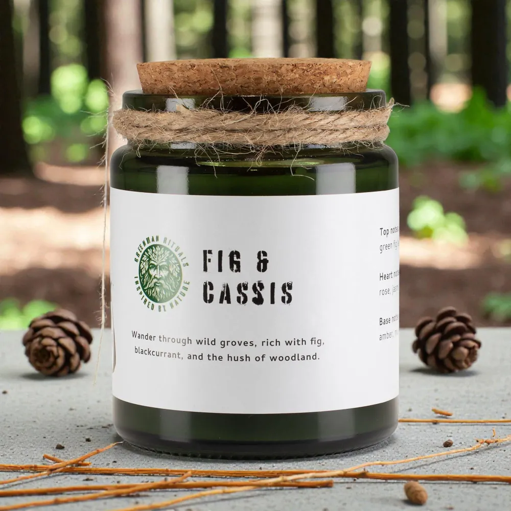 Lumânare Greenman Woodwick din soia – Fică și coacăz negru