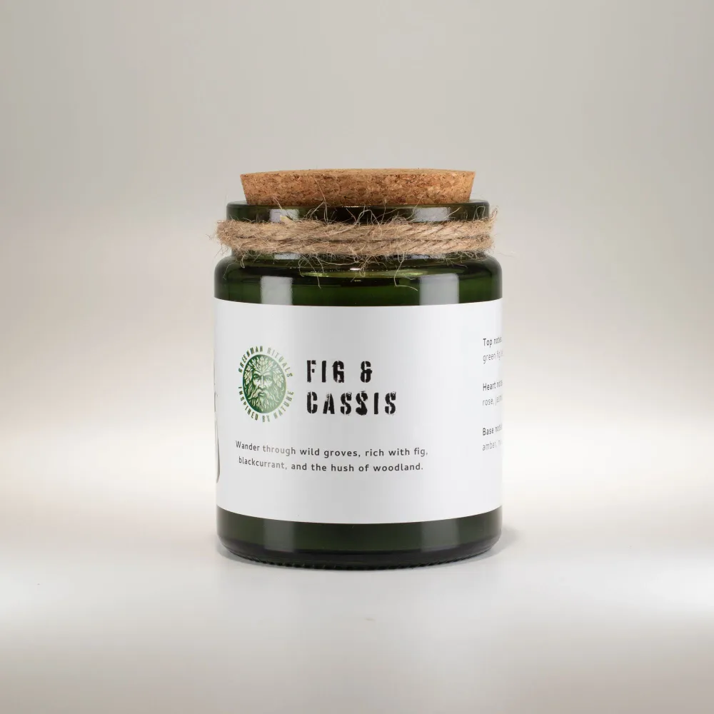 Lumânare Greenman Woodwick din soia – Fică și coacăz negru
