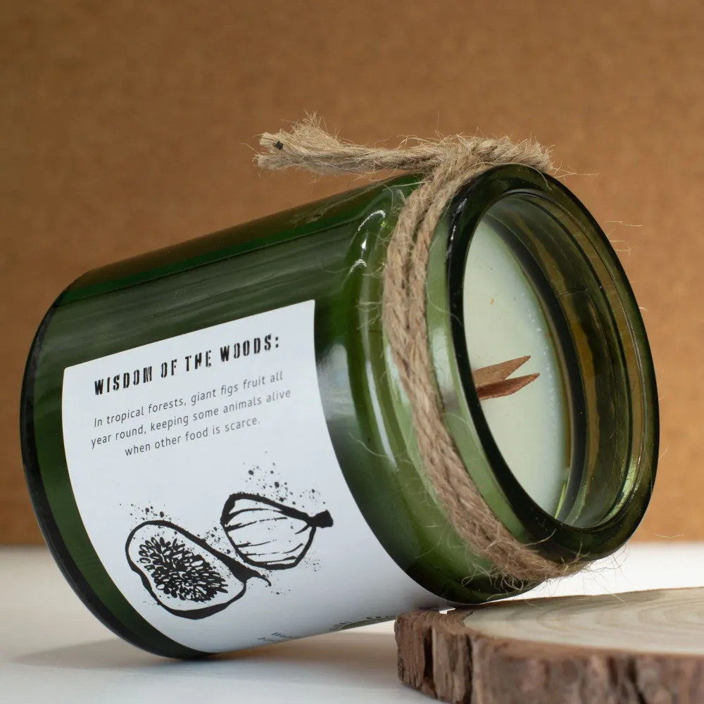 Lumânare Greenman Woodwick din soia – Fică și coacăz negru