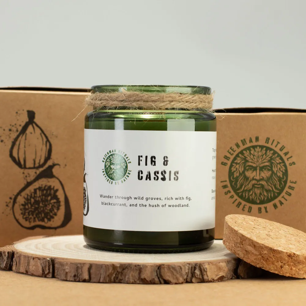 Lumânare Greenman Woodwick din soia – Fică și coacăz negru
