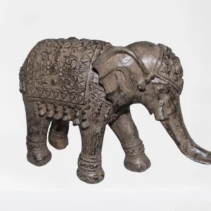 Statueta elefant maro din polirasina, 27 cm